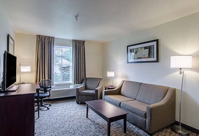 Отель Cobblestone Inn & Suites Guernsey