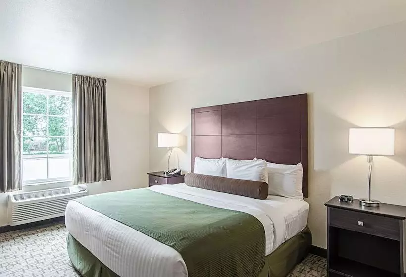 Hotelli Cobblestone Inn & Suites  Guernsey