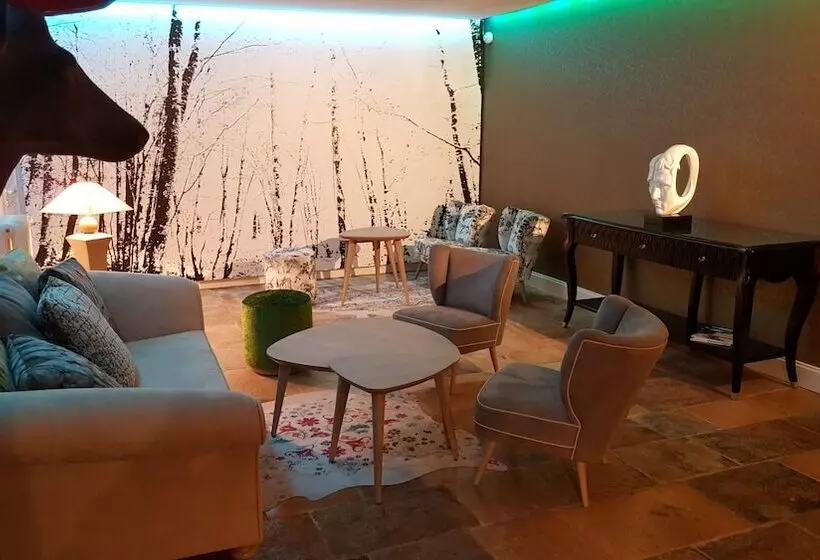 Hotelli Hostellerie La Montagne