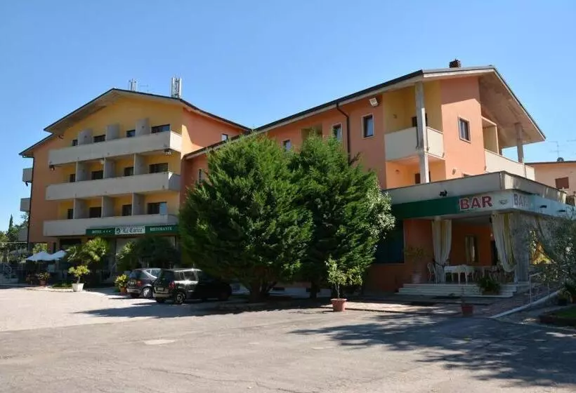 Hotelli La Carica