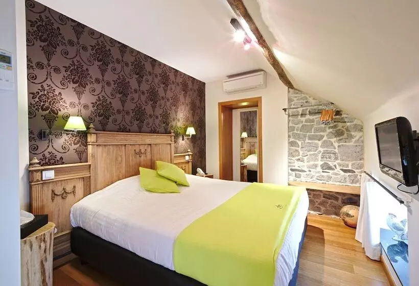 Hotelli Le Saint Hadelin