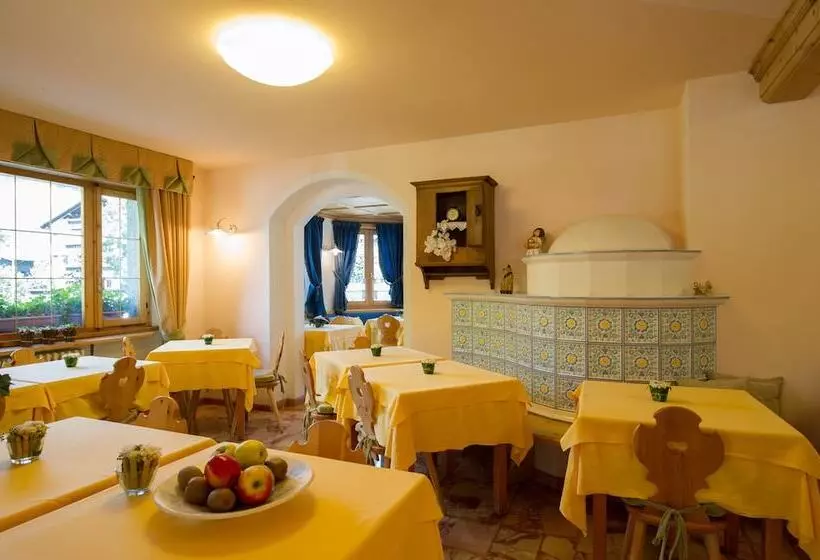 هتل Meuble Cima Bianca Garni