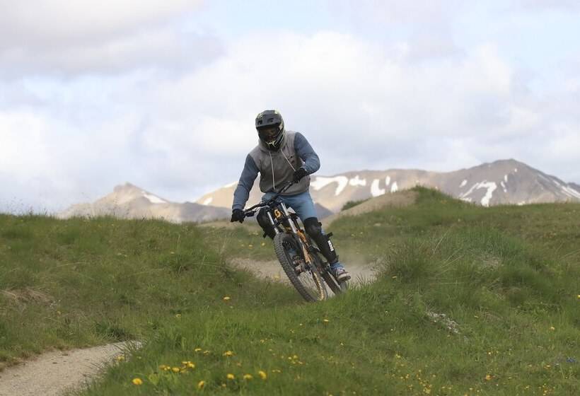 בית מלון כפרי Meuble Cima Bianca Garni