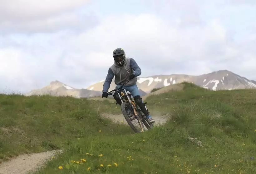 هتل Meuble Cima Bianca Garni