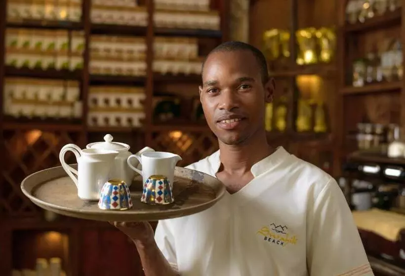 هتل Swahili Beach