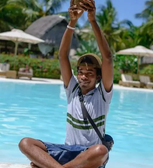 هتل Swahili Beach