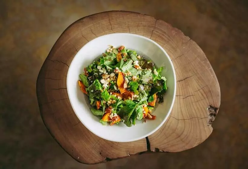 هتل Swahili Beach