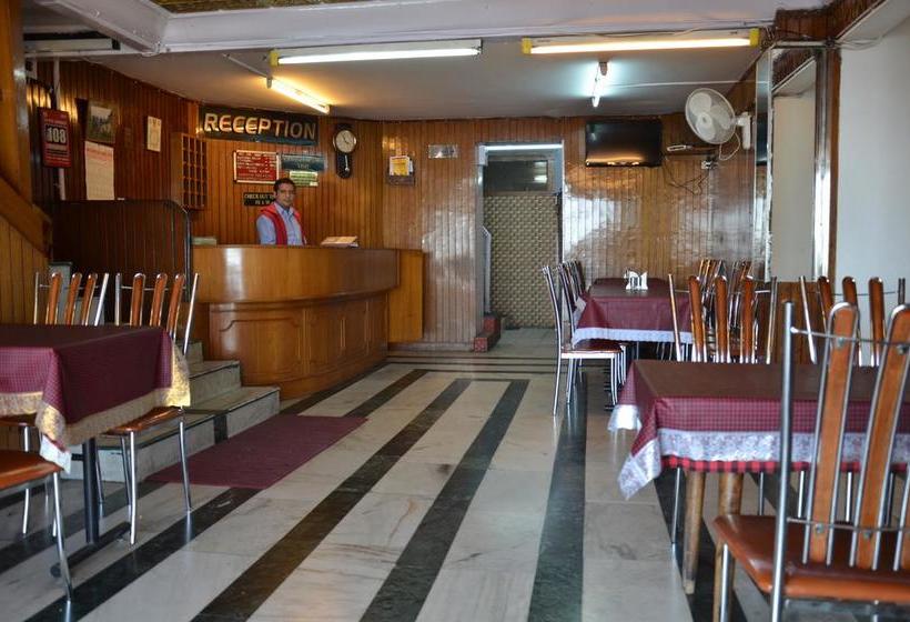 בית מלון כפרי Atithi, Near Yes Bank, Mall Road, Mussoorie