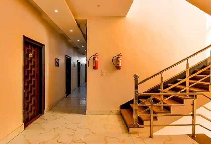 Fabhotel Pahadi Cottage