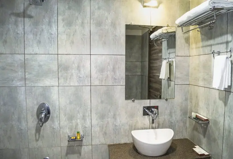 Fabhotel Pahadi Cottage