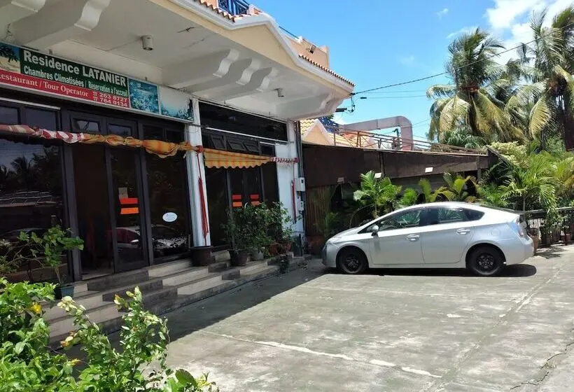 هتل Latanier Beach