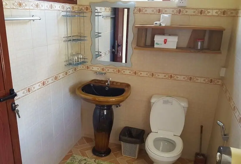پانسیون Riverside Holiday Home
