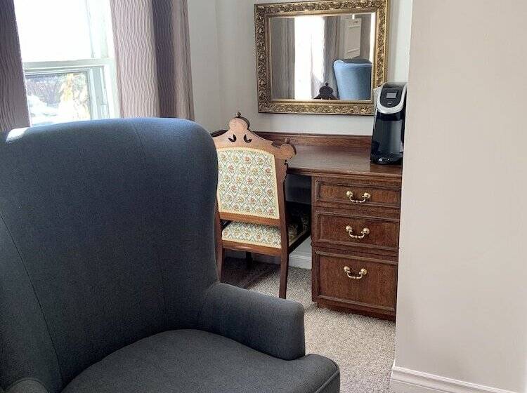 צימר Queen Regent