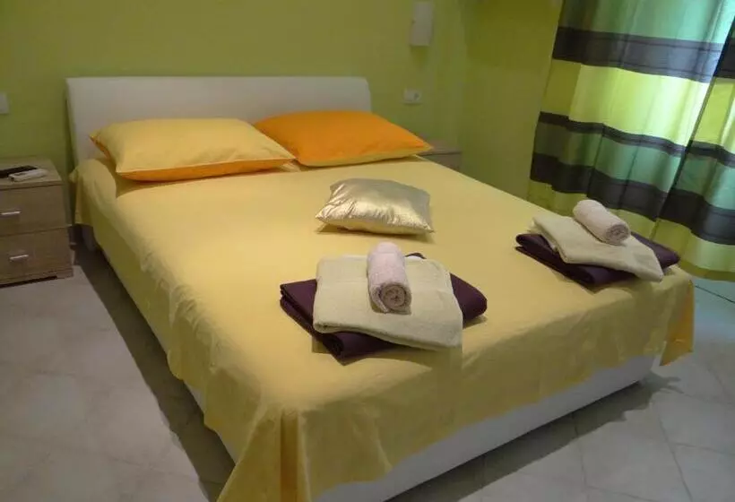 Bed and Breakfast Rooms Stella