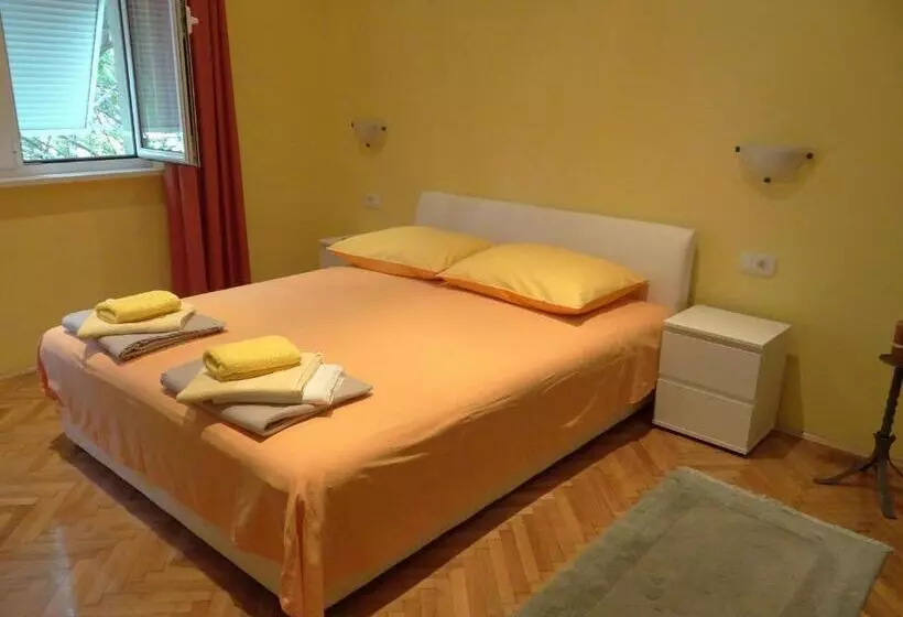 Bed and Breakfast Rooms Stella