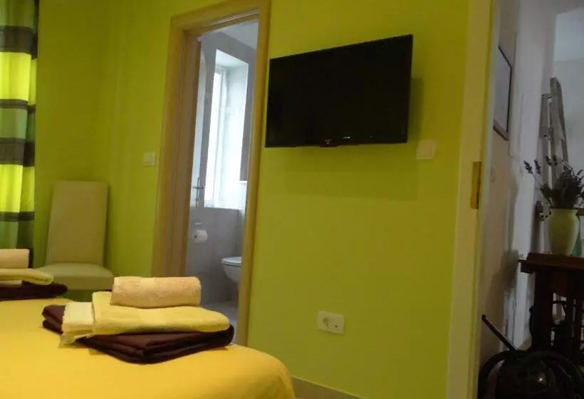 Bed and Breakfast Rooms Stella