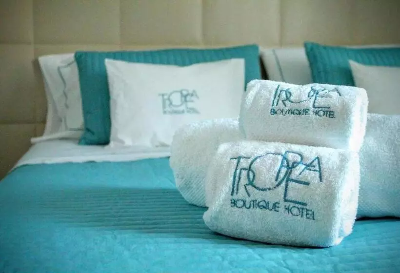 مسافرخانه Tropea Boutique