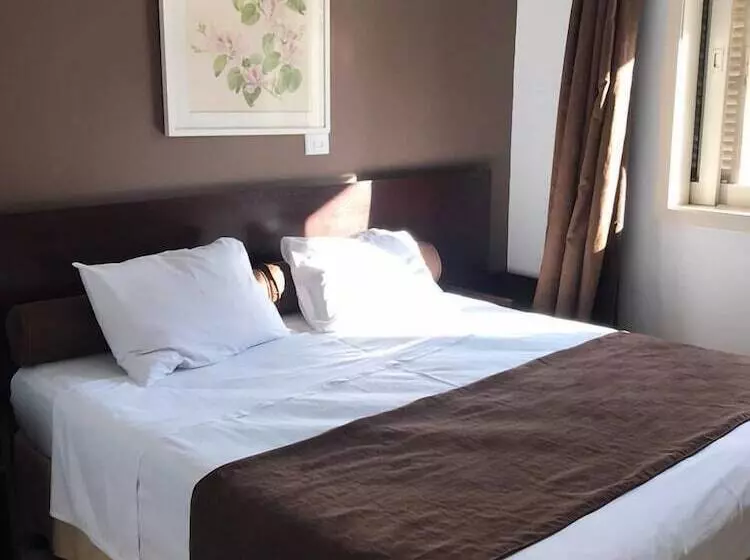 Hotelli Araucária Park