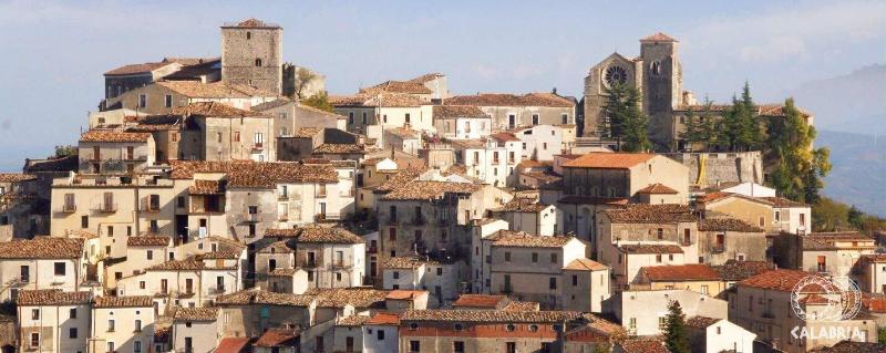 Отель Castello Di Altomonte