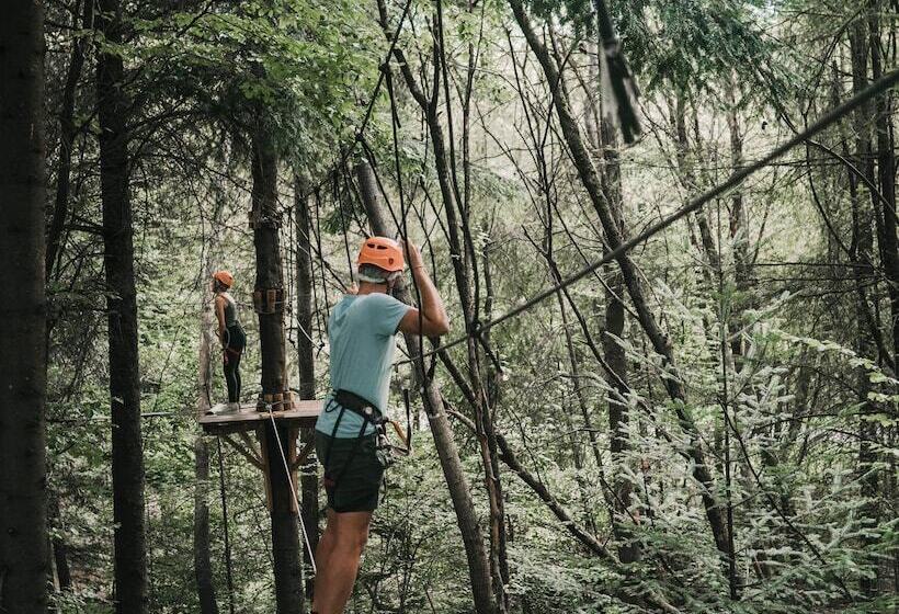 فندق Center Parcs Les Trois Forêts