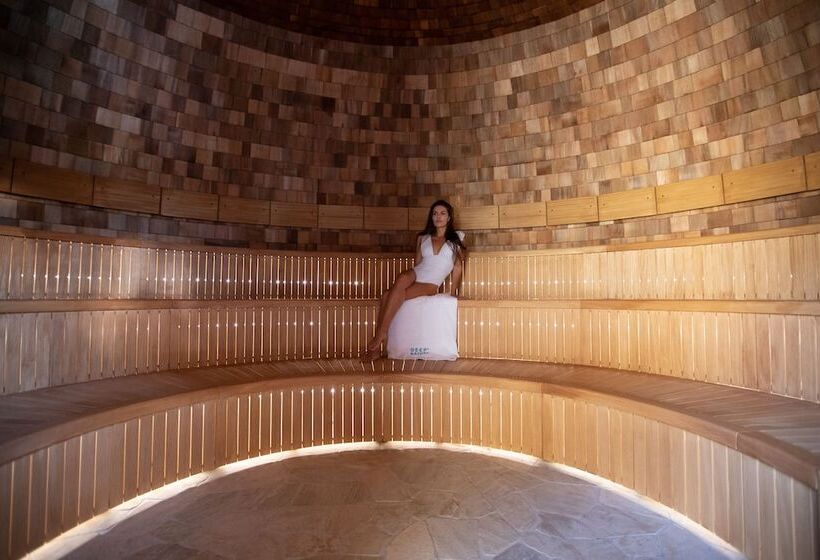 فندق Center Parcs Les Trois Forêts