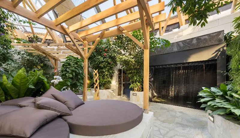 Hotelli Center Parcs Les Trois Forêts