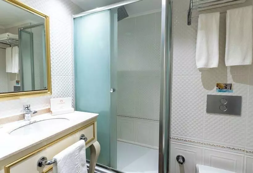 Hotelli Flora Uzungol Resort