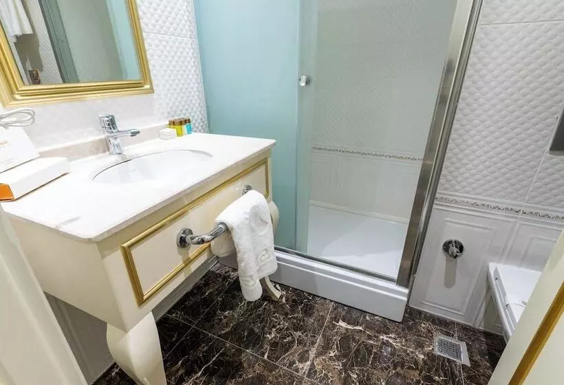 Hotelli Flora Uzungol Resort