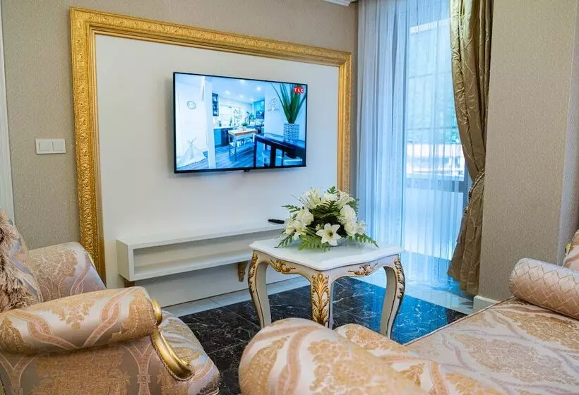 Hotelli Flora Uzungol Resort