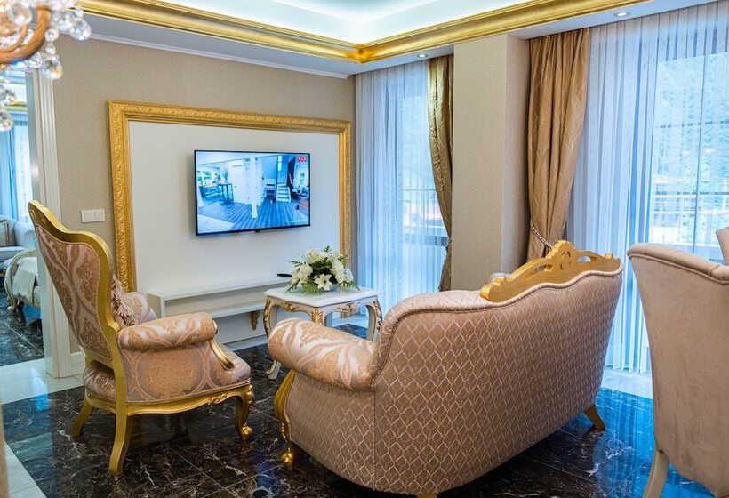 בית מלון כפרי Flora Uzungol Resort