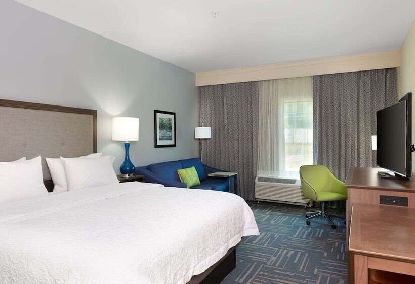 Отель Hampton Inn Wetumpka
