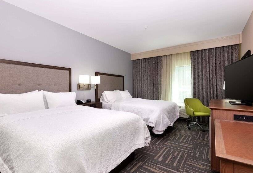 Отель Hampton Inn Wetumpka