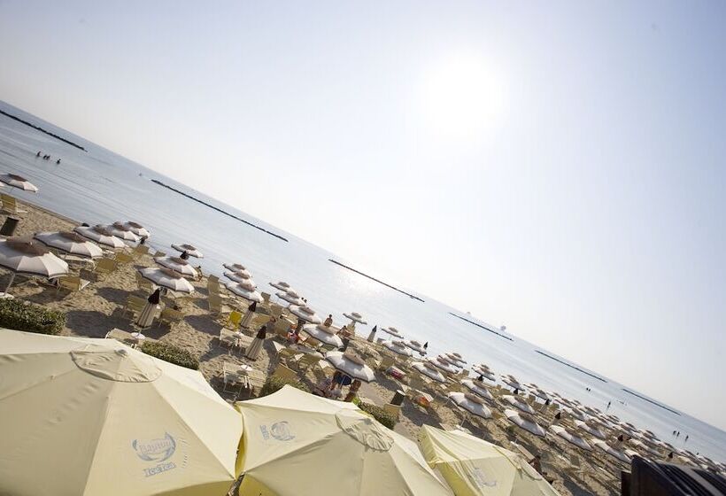 هتل Long Beach Village Residence Sul Mare Spiaggia Privata Inclusa