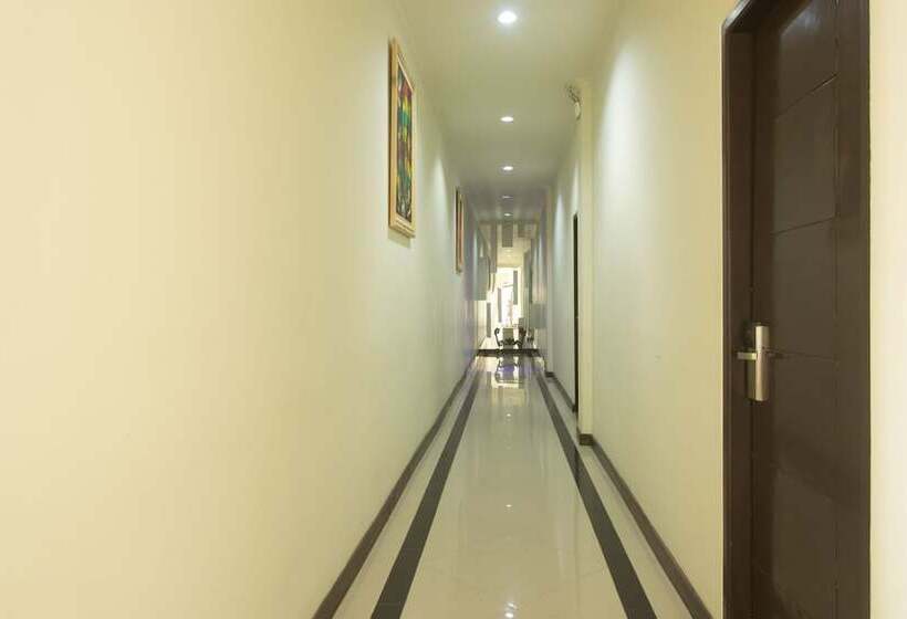 Maxi Hotel Kedonganan