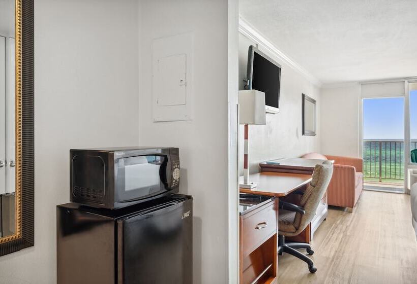 Отель The Reef At Seahaven Beach Resorts