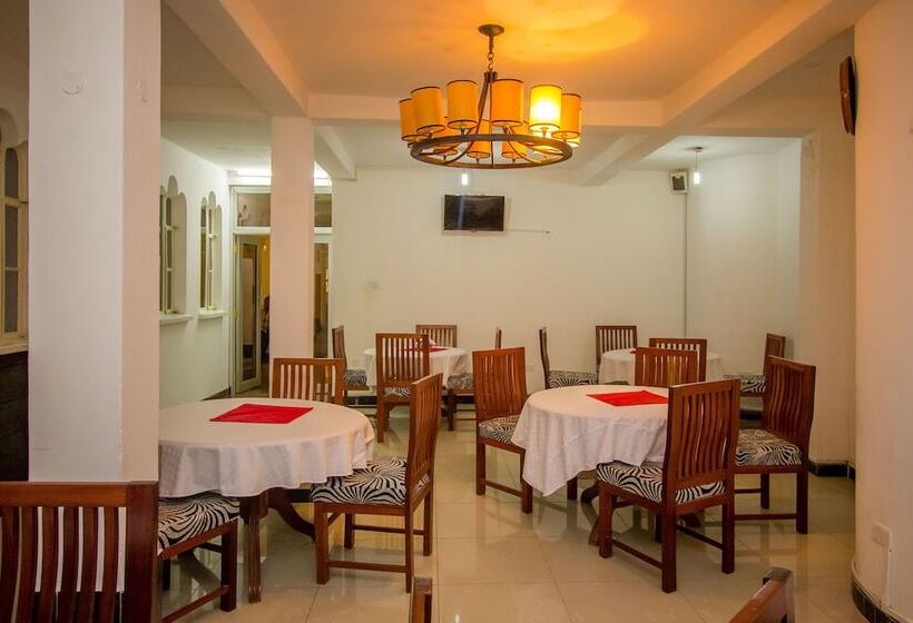 هتل The White Resort