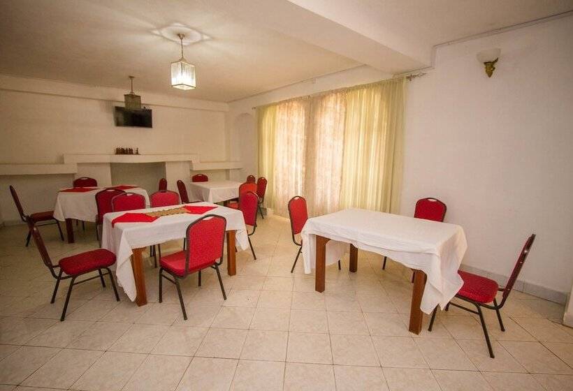 هتل The White Resort