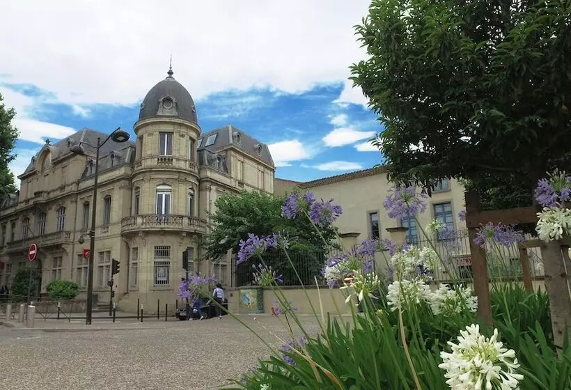 ホテル Vvf Le Pays Cathare Carcassonne, Saissac