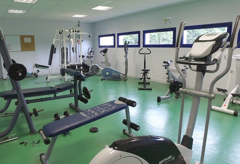 Отель Vvf Le Pays Cathare Carcassonne, Saissac