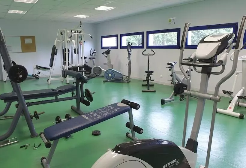 ホテル Vvf Le Pays Cathare Carcassonne, Saissac