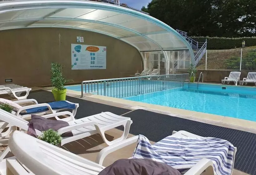 ホテル Vvf Le Pays Cathare Carcassonne, Saissac