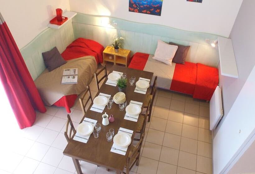 Отель Vvf Le Pays Cathare Carcassonne, Saissac