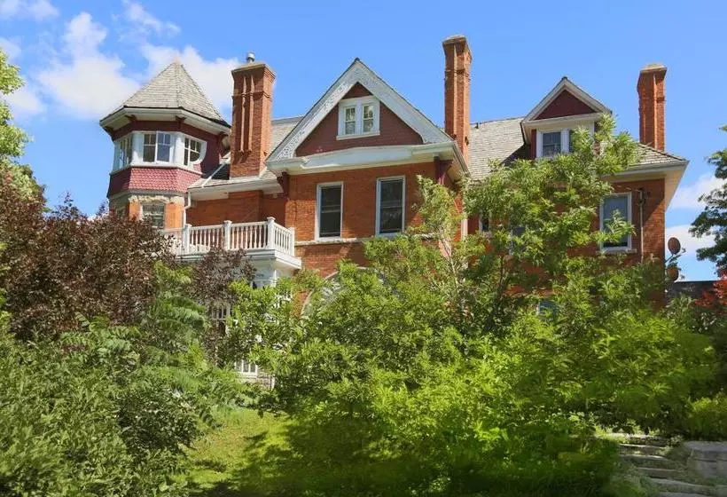 Markdale Manor Bed & Breakfast