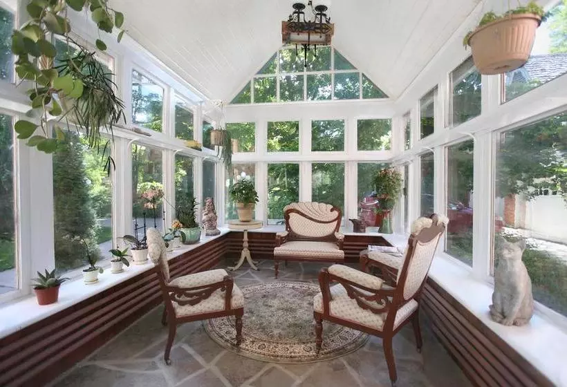 Markdale Manor Bed & Breakfast