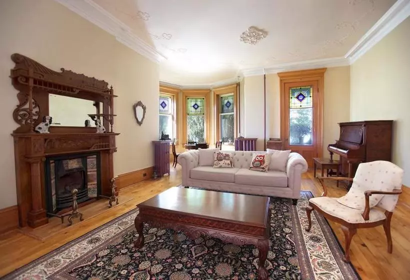 Markdale Manor Bed & Breakfast