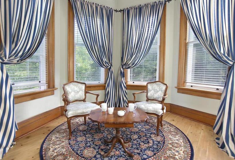 Markdale Manor Bed & Breakfast