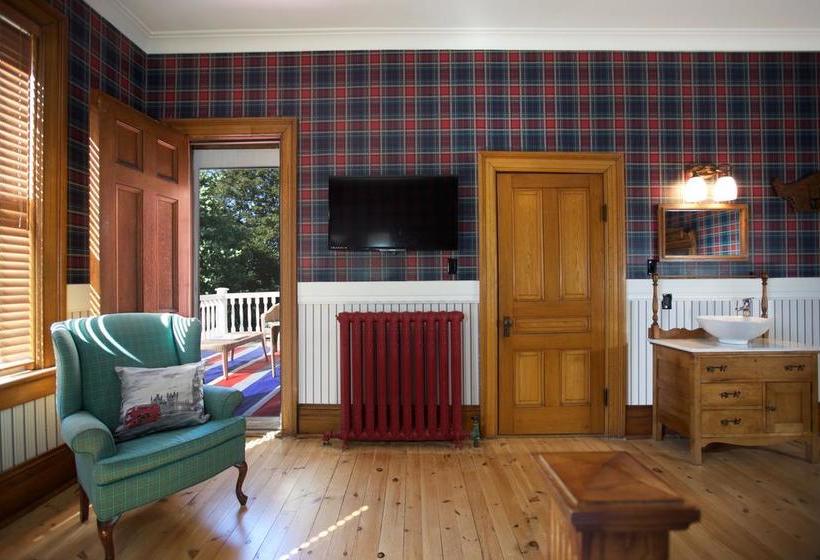 Markdale Manor Bed & Breakfast