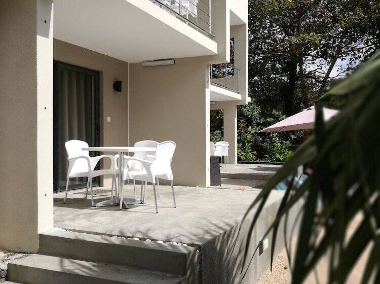 Valmarin Seafront Apartments