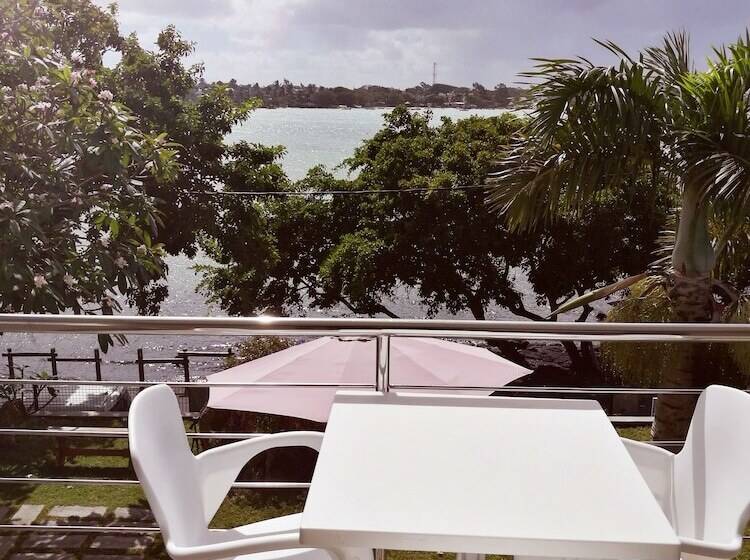 Valmarin Seafront Apartments