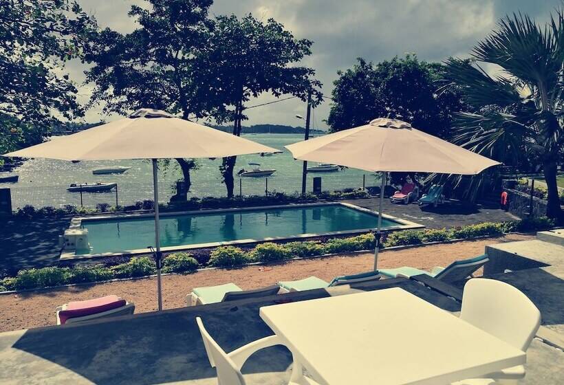 Valmarin Seafront Apartments